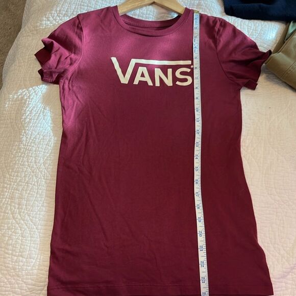 Vans Women’s Classic Burgundy Logo T-Shirt Red Size Small Skater Indie Tee - Picture 6 of 6